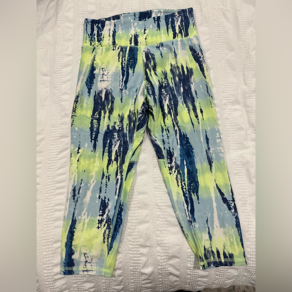 Balance collection cropped leggings